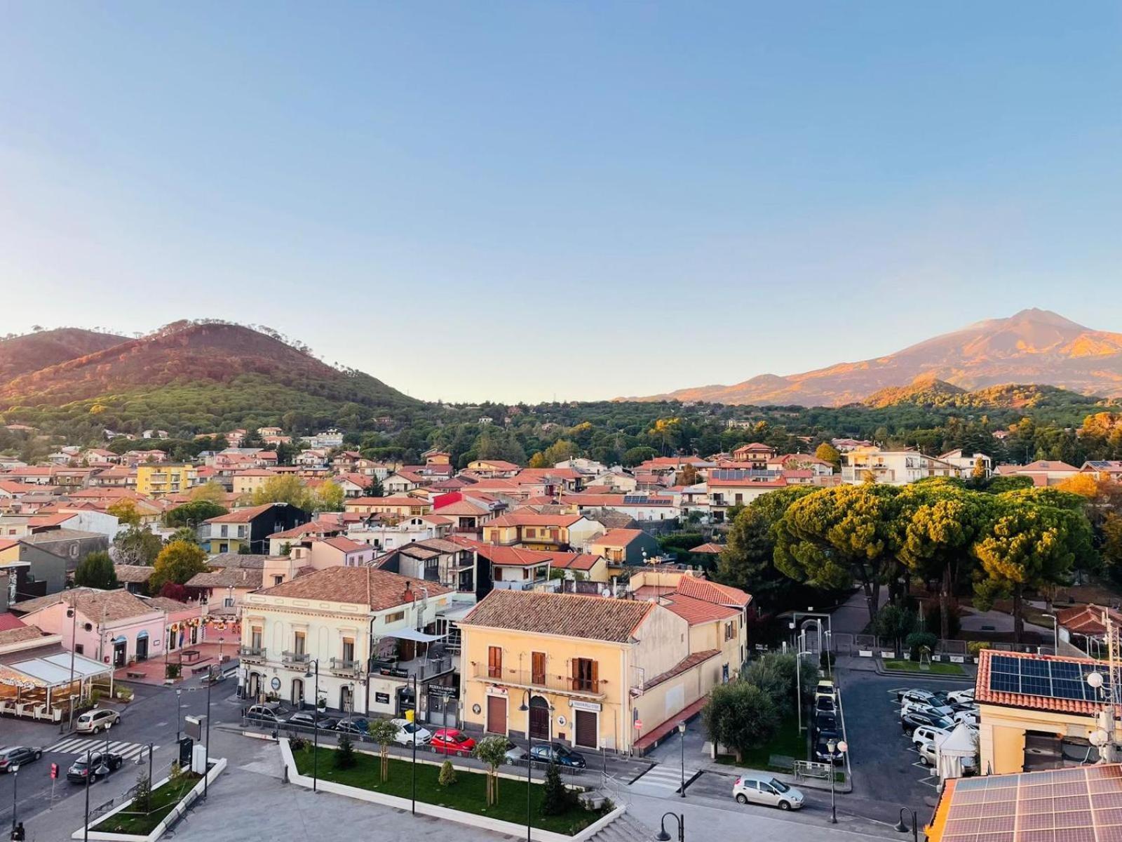 Bed and Breakfast La Dama Dell'Etna Ніколозі Екстер'єр фото