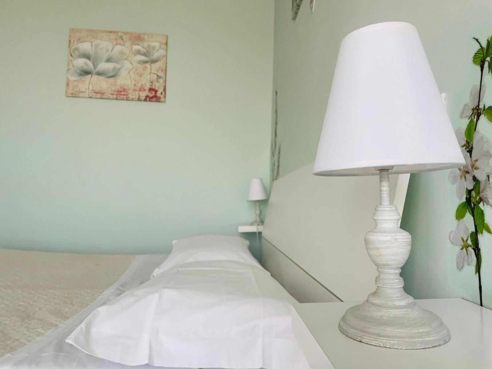 Bed and Breakfast La Dama Dell'Etna Ніколозі Екстер'єр фото